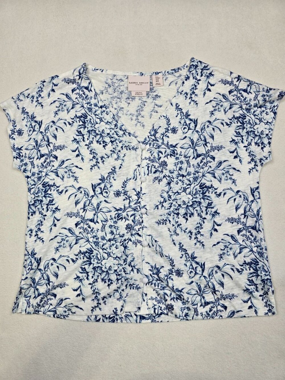 Laura Ashley Womens Floral Short Sleeve Linen Lyocell Top Size M Blue & White